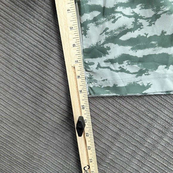 Michael Strahan Hybrid Board Shorts Men 30 Camo Polyester Beach Outdoors Weekend - Picture 7 of 9